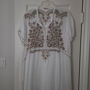 Johnny Was White Tunic with Brown Embroidery